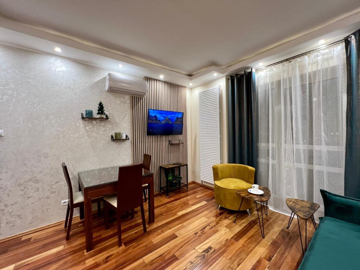 Platinum Tower Green Star Apart Apartment Варшава Екстериор снимка