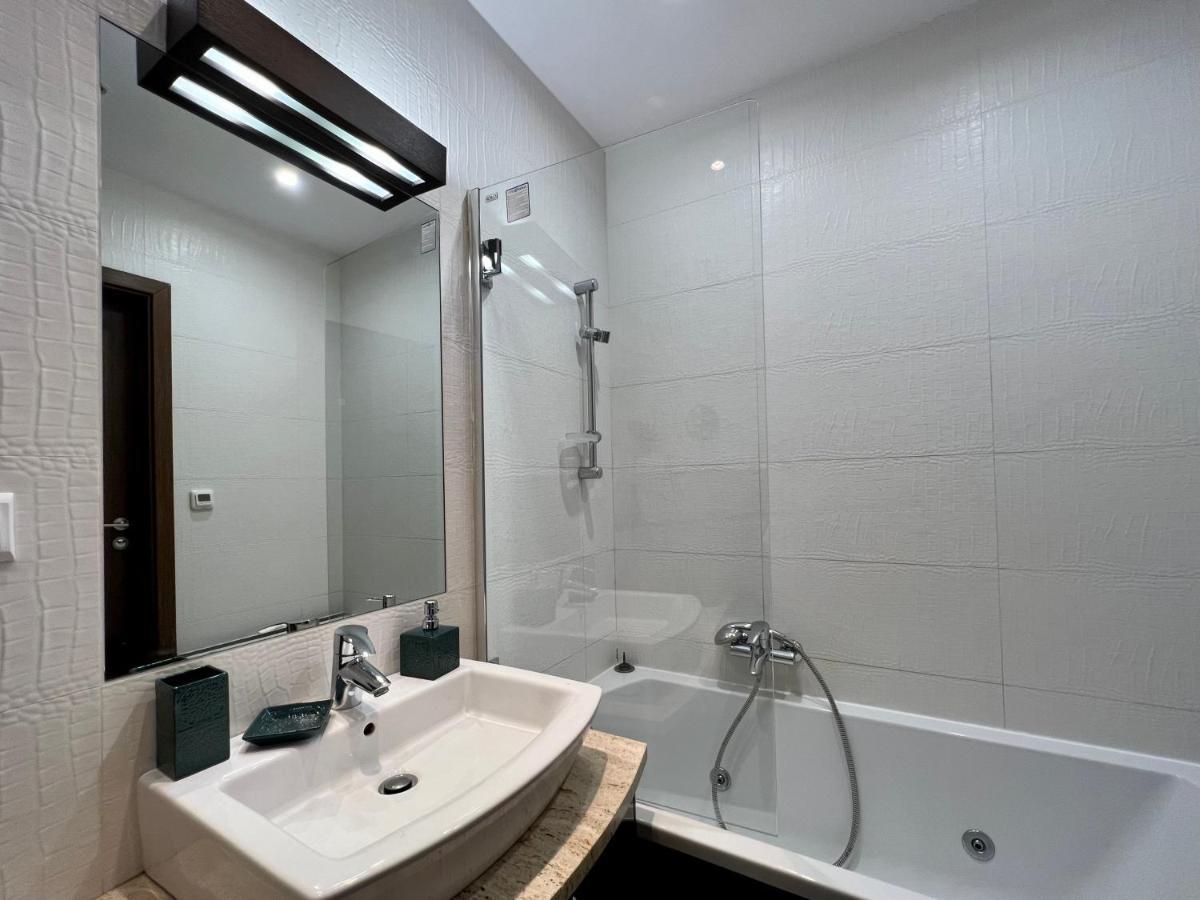 Platinum Tower Green Star Apart Apartment Варшава Екстериор снимка